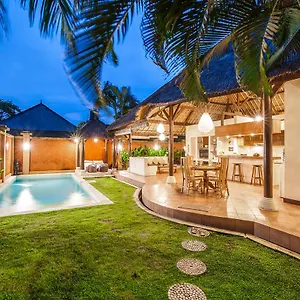 https://alizee-villa.hotelsseminyak.net